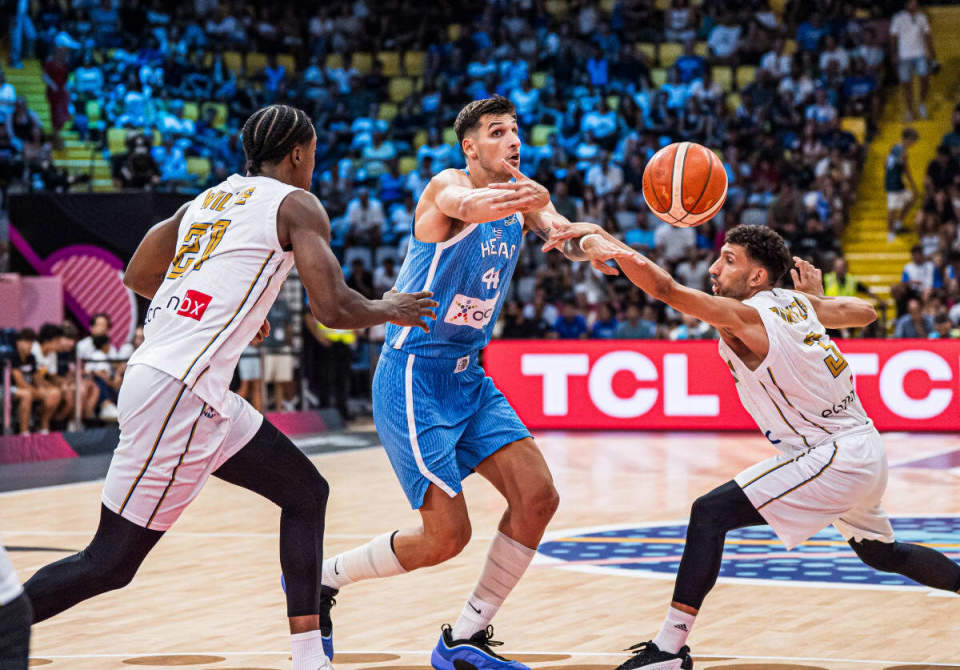 希腊队的先, src 希腊队的先, src