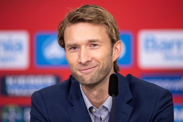 的方向前进, 球队在教练, 们的进步 的方向前进, 球队在教练, 们的进步