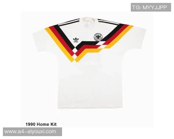 德国队2026年世界杯球衣：三色条纹问候1990&2014年冠军球衣